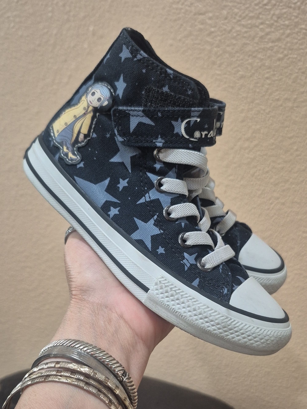 Kids Star Print High-Top Sneakers in Black